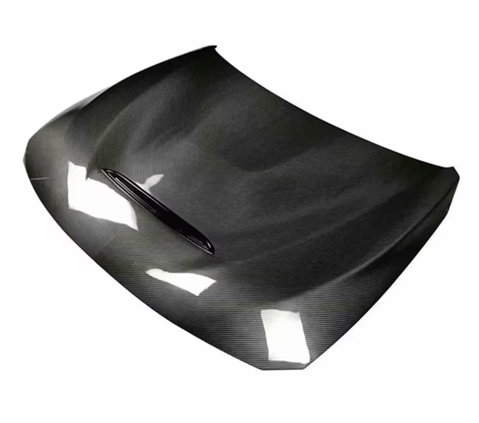 F8X  GTS STYLE CARBON FIBER FRONT HOOD